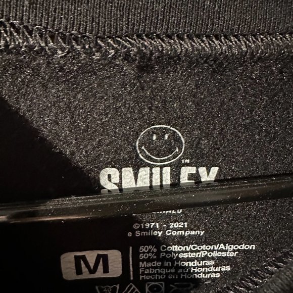 Men's Crewneck Size Medium - Picture 4 of 4